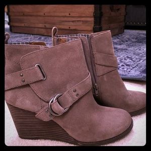Lucky Brand wedge booties Size 8